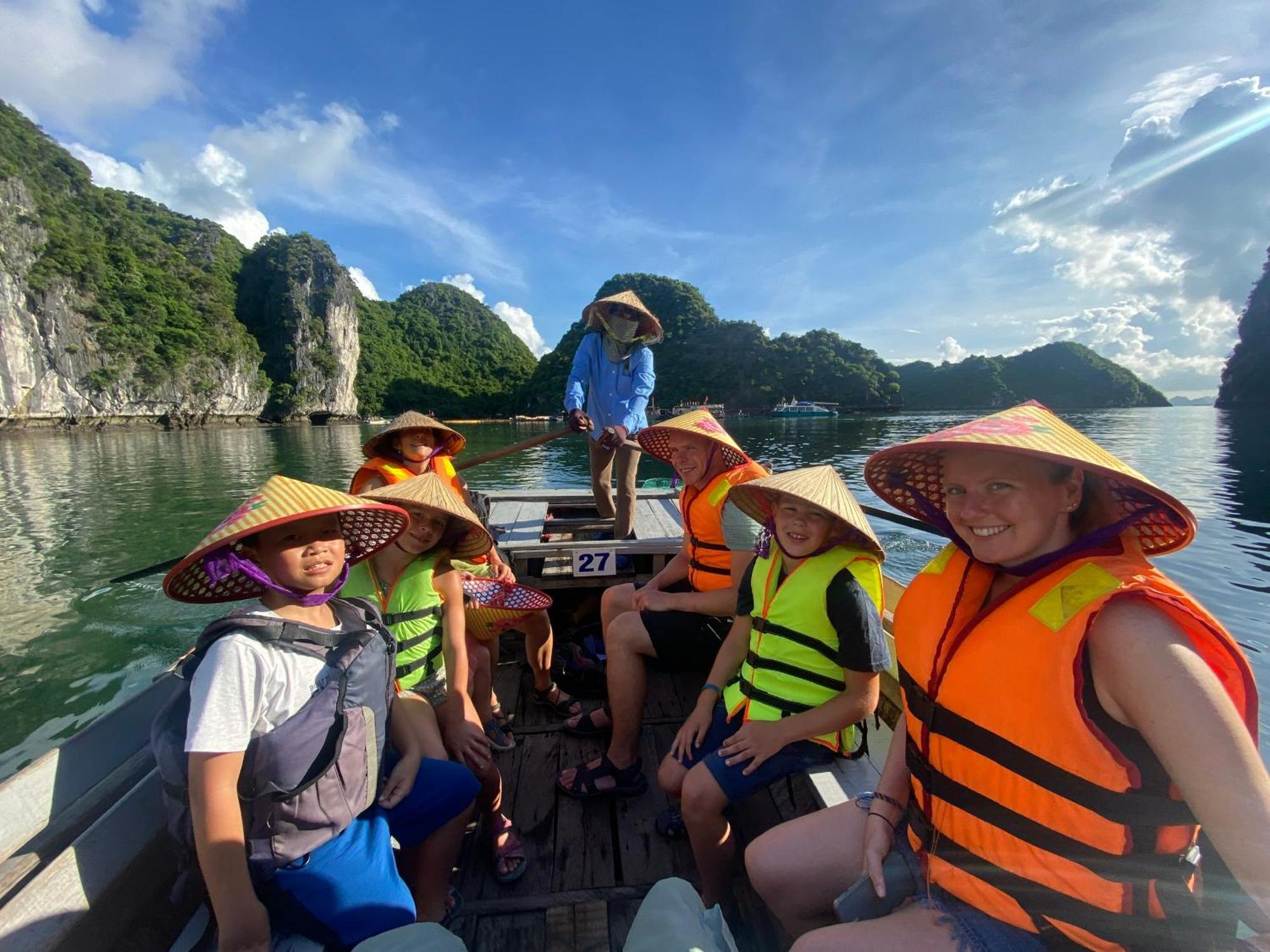 ホテル Halong Sapphire Cruises ハロン エクステリア 写真